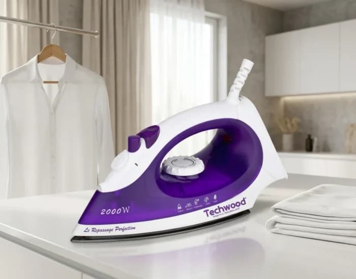 FER VAPEUR 2000 W SEMELLE INOX SPRAY &amp; VAPEUR - VIOLET &amp; BLANC - TECHWOOD - Image 1