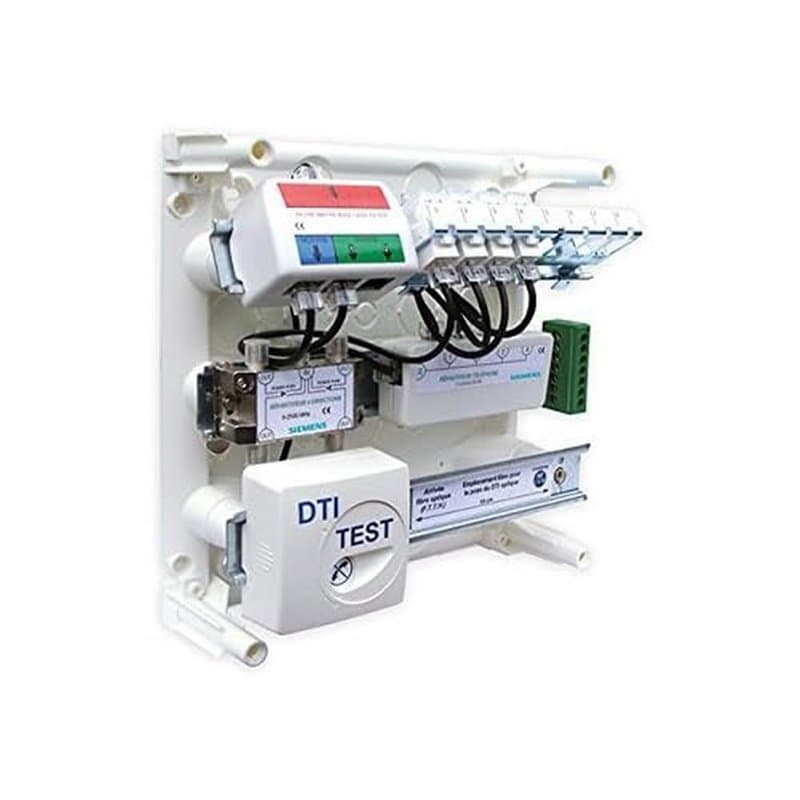 Coffret de Communication de grade 1 avec 8 prises RJ45 - Image 1