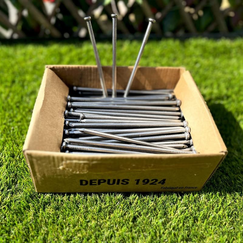 Boite de Clous de 5Kg 140x5,5/1 Boite pour 50M² - Image 1