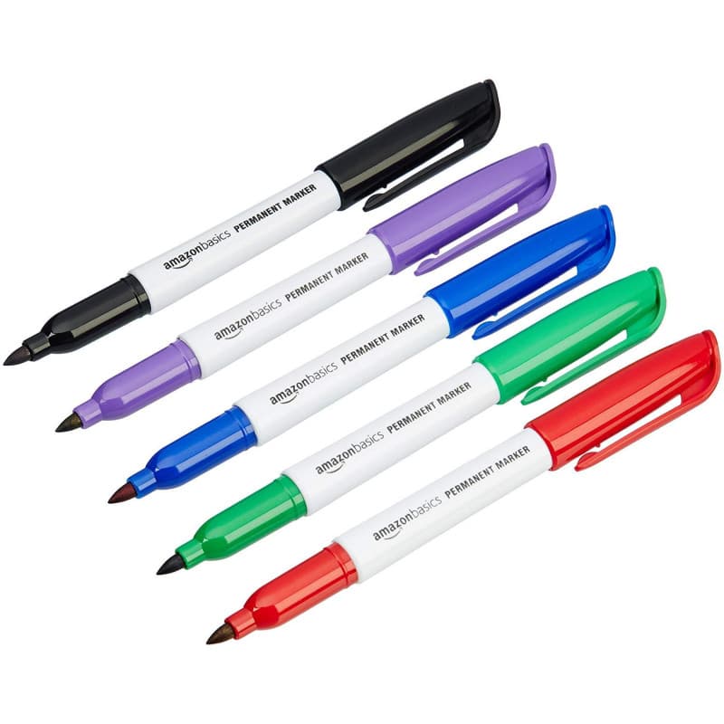 Lot de 12 Marqueurs Indélébiles Assortis Amazon Basics - Image 1
