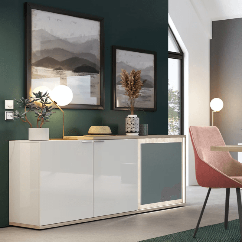Buffet au design moderne. - Image 1