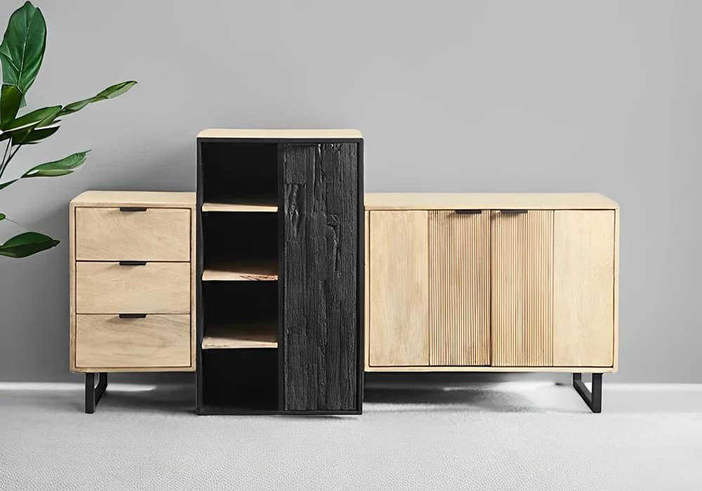 Buffet Bas 3 Portes 3 Tiroirs (Collection Hudson) - Image 1