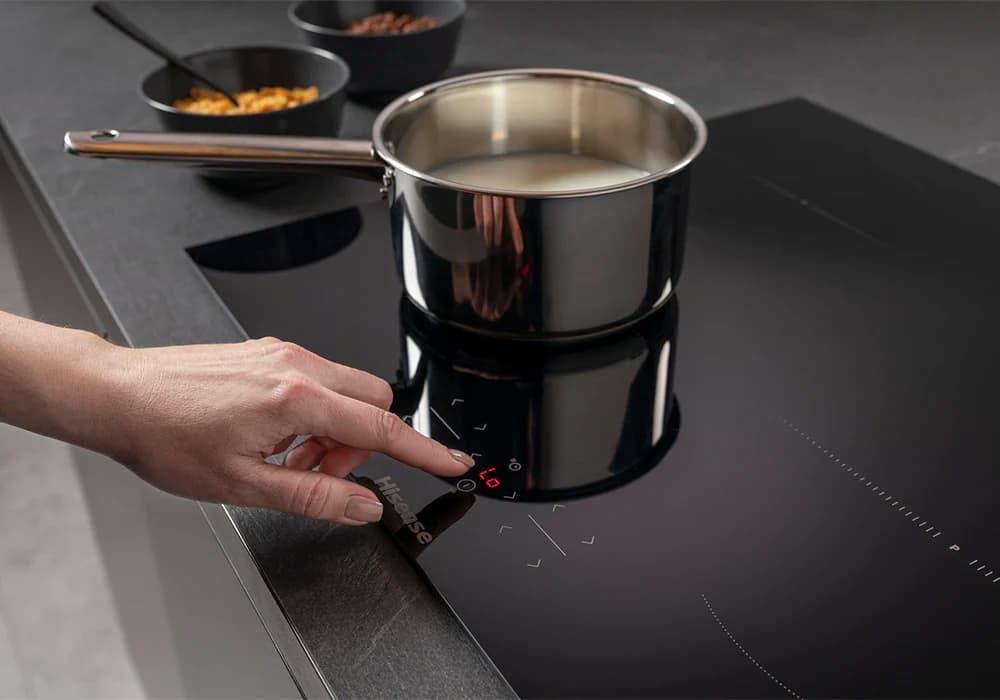 Table de Cuisson 4 Feux Induction Hisense (HI6421BSC) - Image 4
