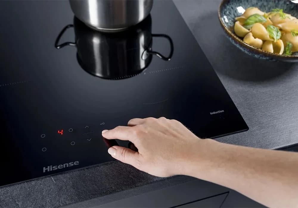 Table de Cuisson à Induction 3 Foyers HISENSE HI6311BSCE - Image 3