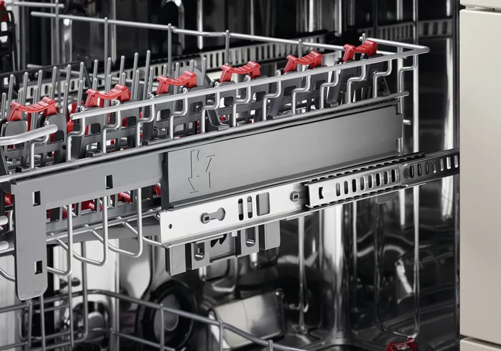 Lave-vaisselle encastrable 14 couverts Série 9000 ComfortLift® AEG (FSK94858P) - Image 4