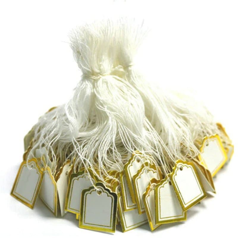 POFET Lot de 500 Étiquettes de Prix Blanches pour Bijoux, Vêtements, Cadeaux - Carrées en Papier Avec Ficelle de Suspension