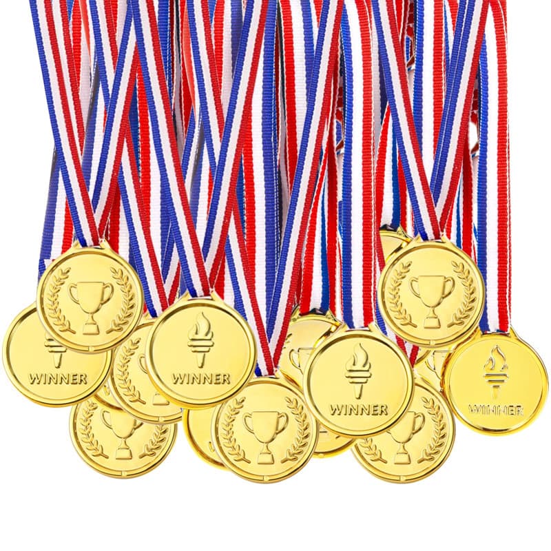 Pllieay 48 Pièces Médailles Enfants Médailles Or en Plastique pour Compétition, Thème Sport Day, Récompenses