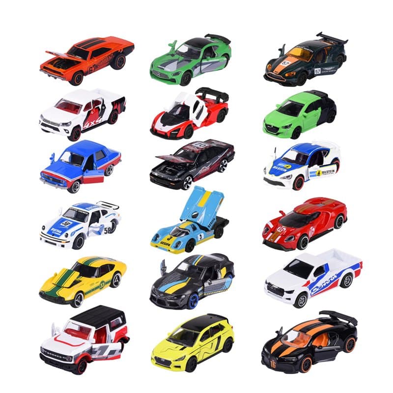 Majorette - Racing Cars - Petites voitures aléatoires très détaillées à l'échelle 1/64 (7,5 cm) avec carte à collectionner, modè