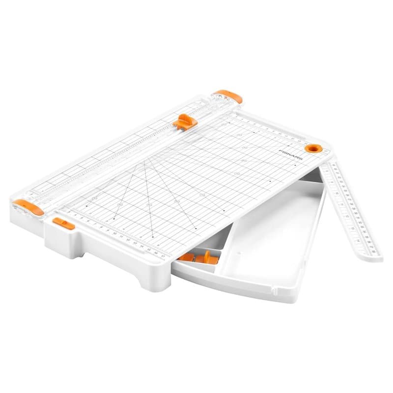 Fiskars, Massicot avec Tiroir de Rangement, SureCut, Format A4 Vertical, Format A3 Horizontal, Ligne de Coupe, 3 Lames de Coupe