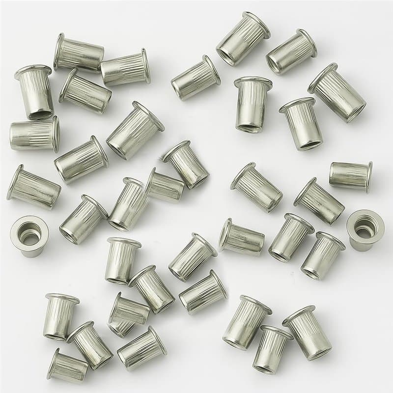 Veda Total 100 pièces de 25 x M4, 25 x M5, 25 x M6, 25 x M8 fileté en aluminium rivet écrou insert