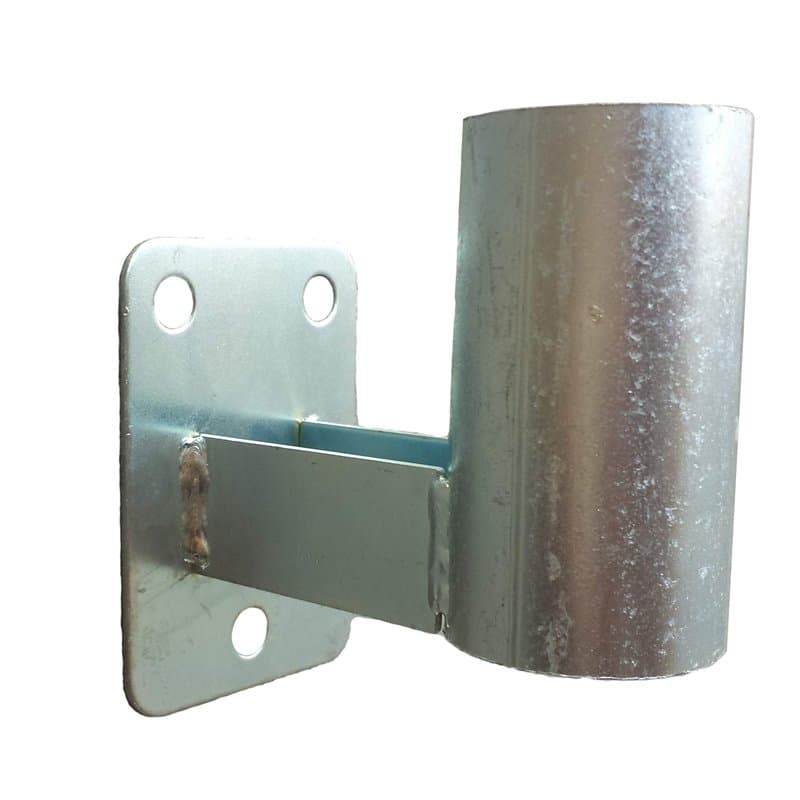 WBCM-48 Adaptateur de support mural pour miroirs convexes avec un collier de fixation pour poteau de 48 mm de diamètre.