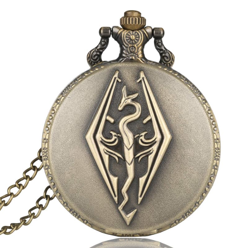 L'ancien Scrolls Vintage Bronze Copper Skyrim Montre De Poche Hommes Pendentif Rétro Quartz Antique Dragon Montre De Poche Colli