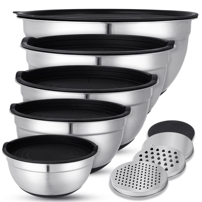 KUOGAS Lot de 5 Saladiers Avec Couvercle,cul de Poule Inox,3 Râpes, grand Saladier Inox AntidéRapant avec Couvercle, Empilable,