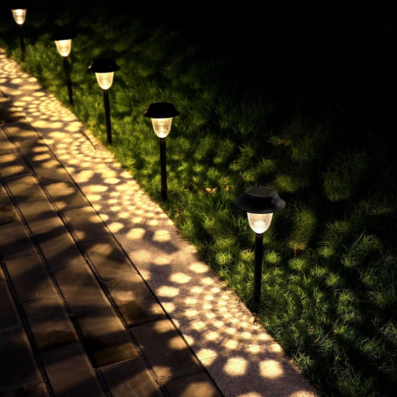 Ensemble de 8 Lampes Solaires Étanches pour Jardin - Éclairage LED Extérieur