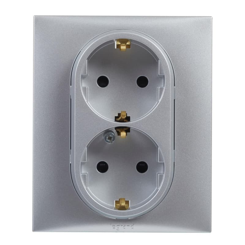 Prise double encastrée Niloé Step 2x2P+T 16A Aluminium - Legrand