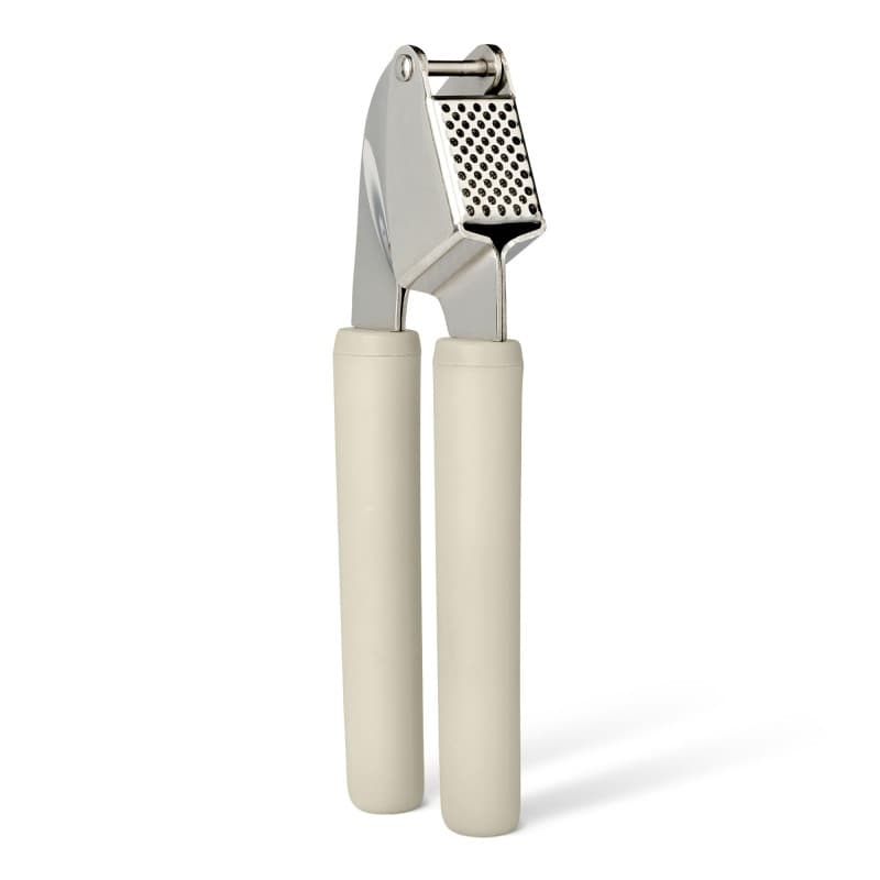 Presse-Ail Ergonomique Amazon Basics en Acier Inoxydable - Lavable au Lave-Vaisselle