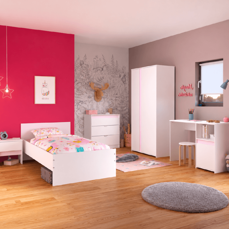 Commode 3 tiroirs coloris blanc réhaussé par ses panneaux réversibles gris ou rose